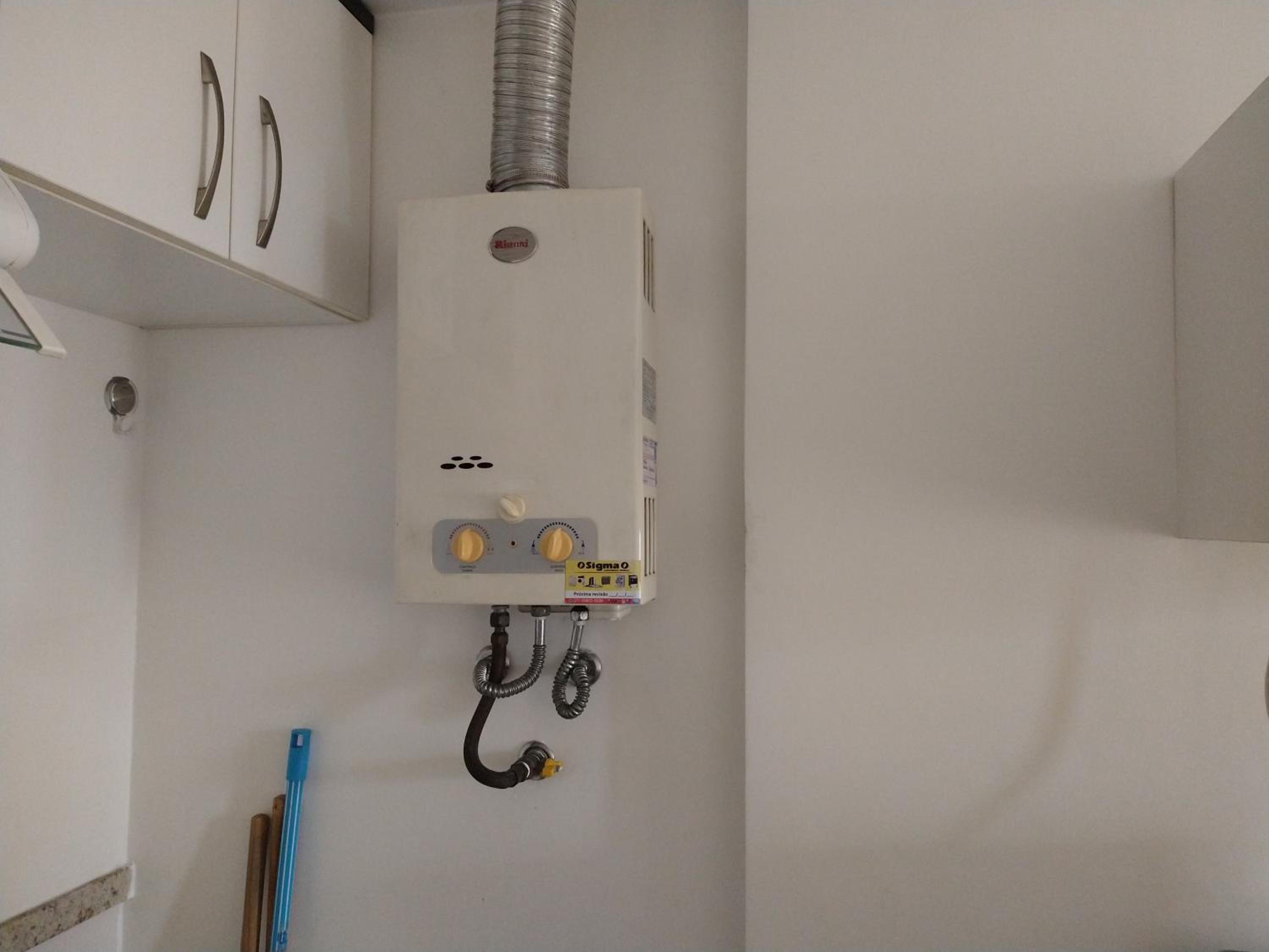 Barra da Tijuca-apto de sala-cozinha-quarto/suíte