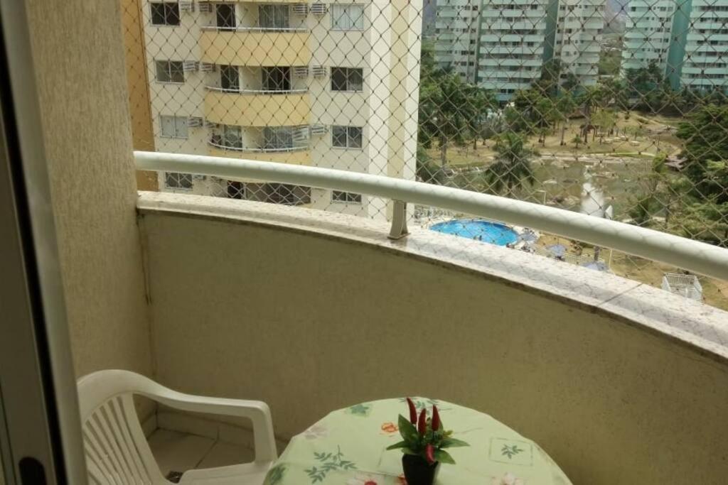 Barra da Tijuca-apto de sala-cozinha-quarto/suíte