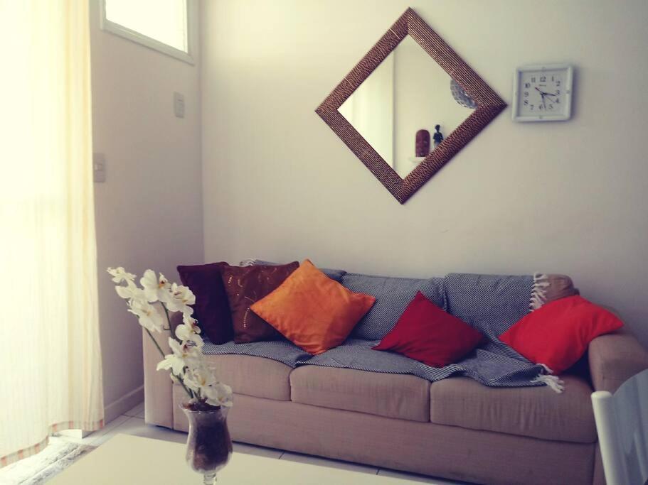 Barra da Tijuca-apto de sala-cozinha-quarto/suíte