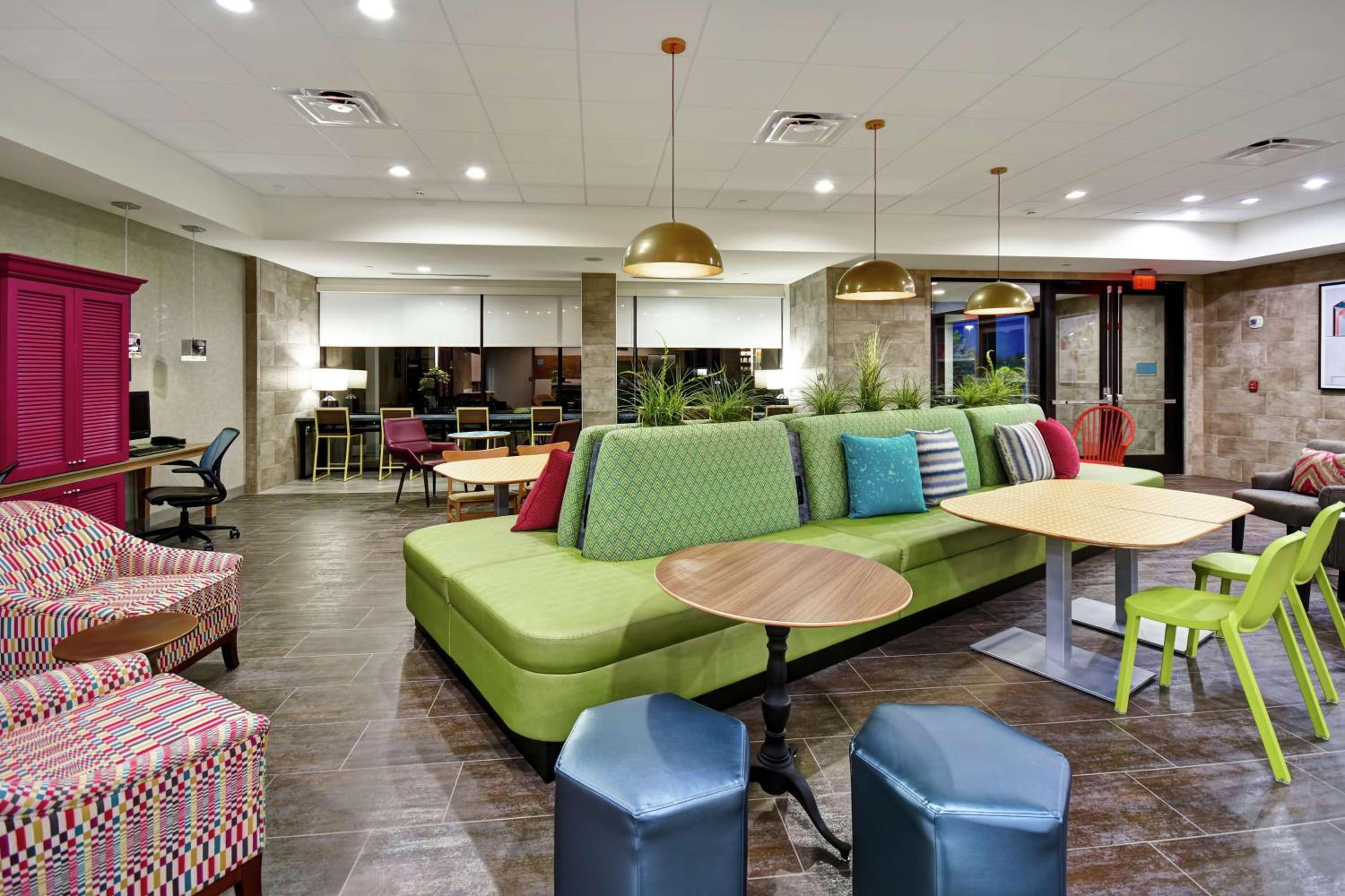 Frankfort Vacations - Home2 Suites By Hilton Frankfort - Property Image 32