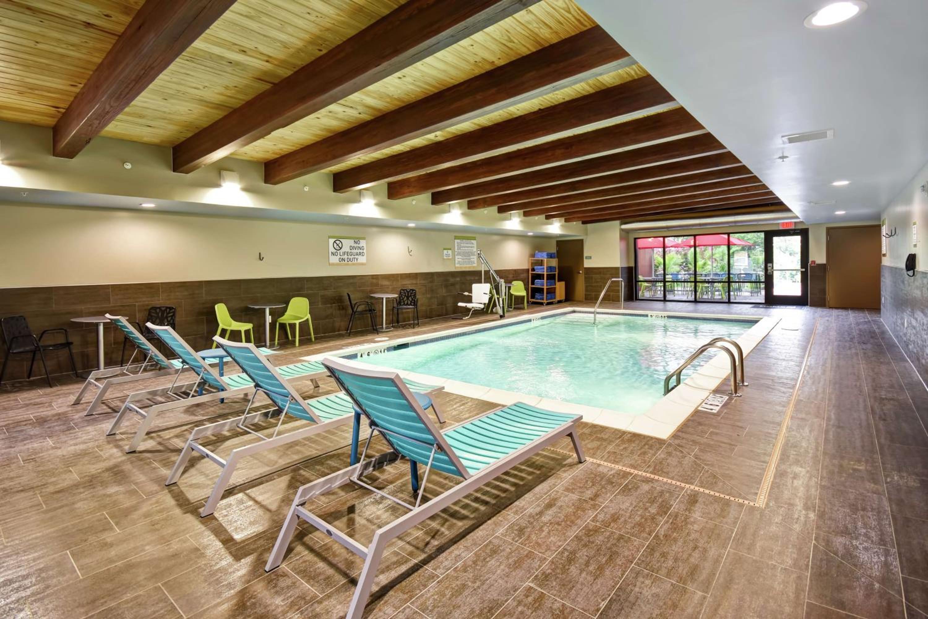Frankfort Vacations - Home2 Suites By Hilton Frankfort - Property Image 35