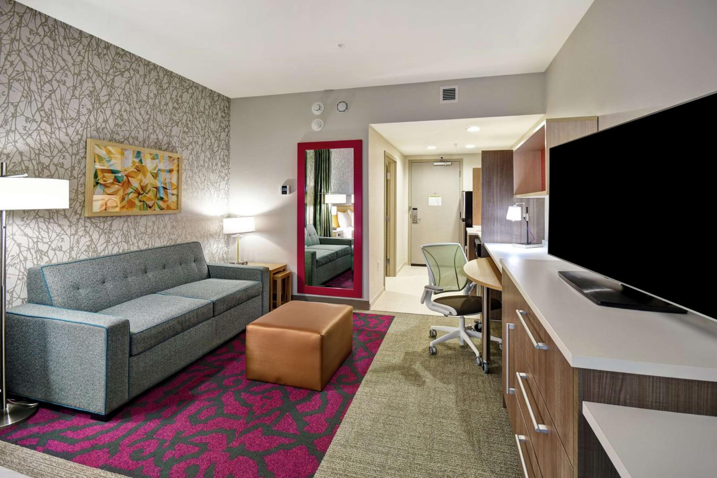 Frankfort Vacations - Home2 Suites By Hilton Frankfort - Property Image 15