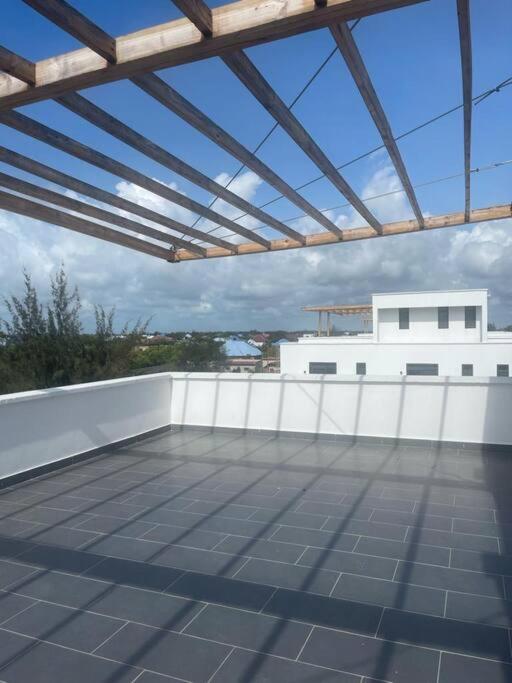 Island style 2-bedroom apartment with pool "Ilava Boma" view 4