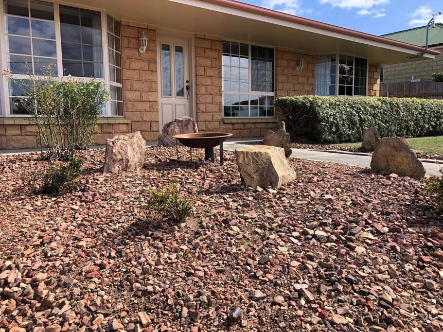Valentine House