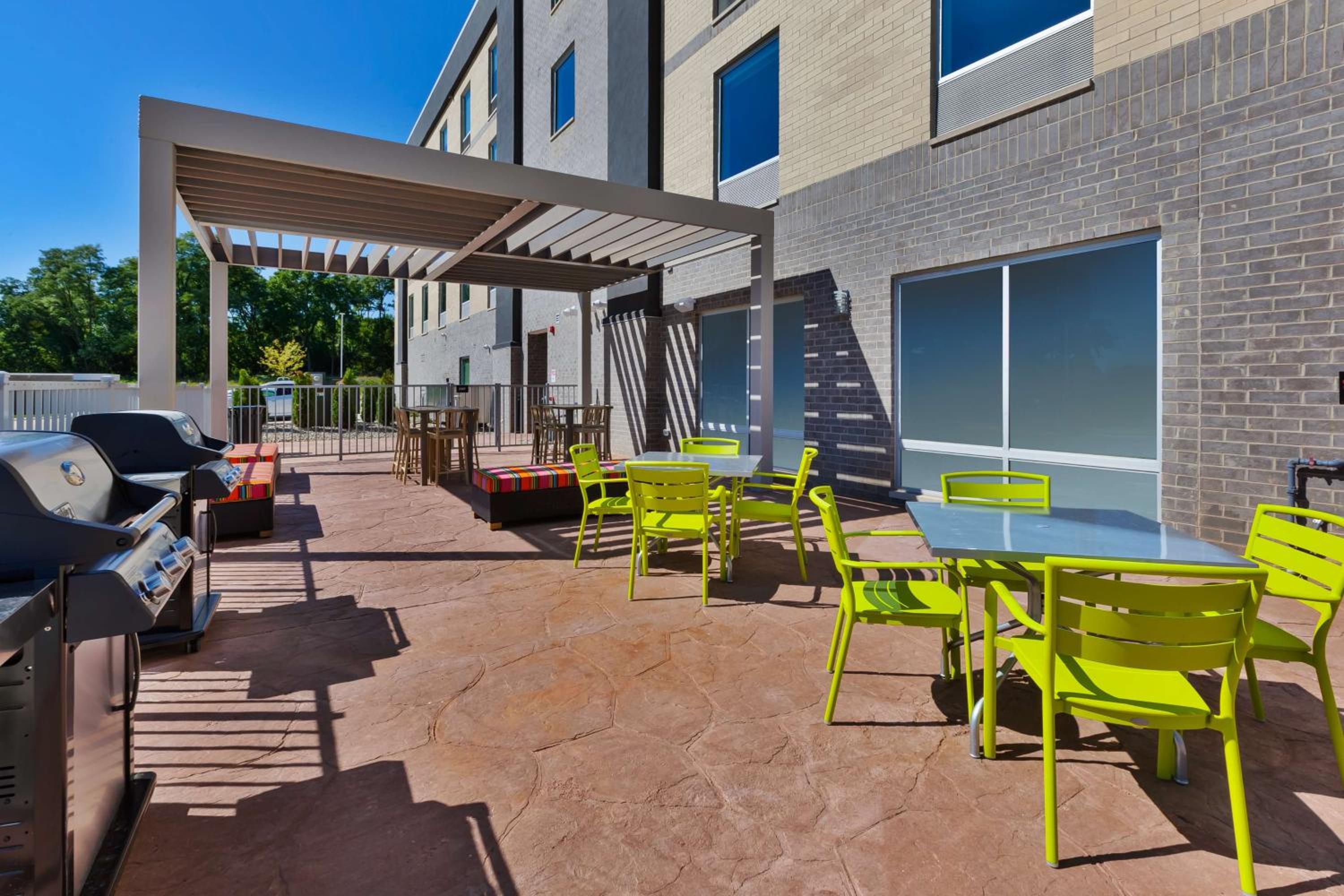 Home2 Suites By Hilton Grand Blanc Flint, Mi view 4