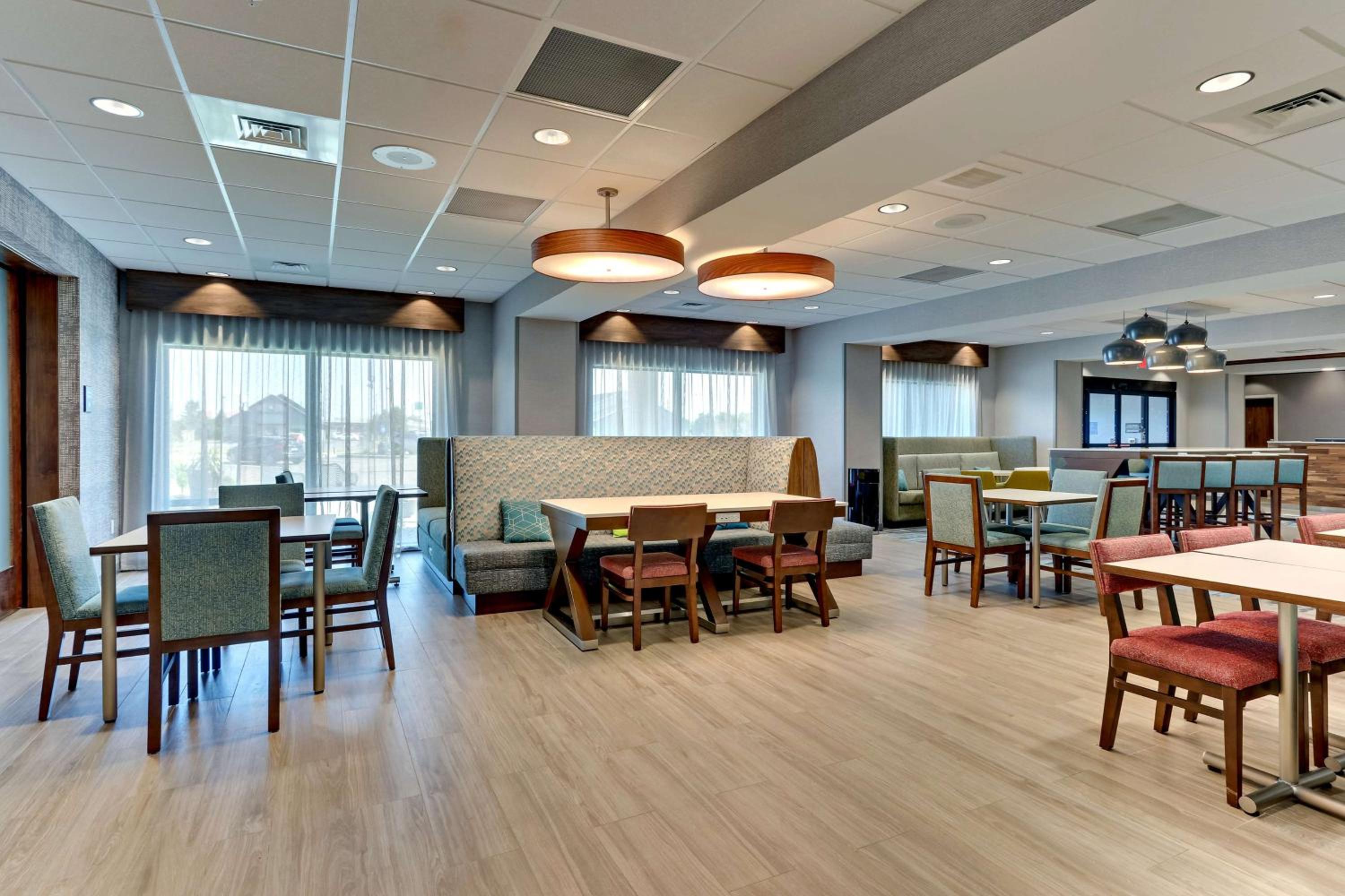 Lebanon Vacations - Hampton Inn Lebanon, IN - Property Image 15