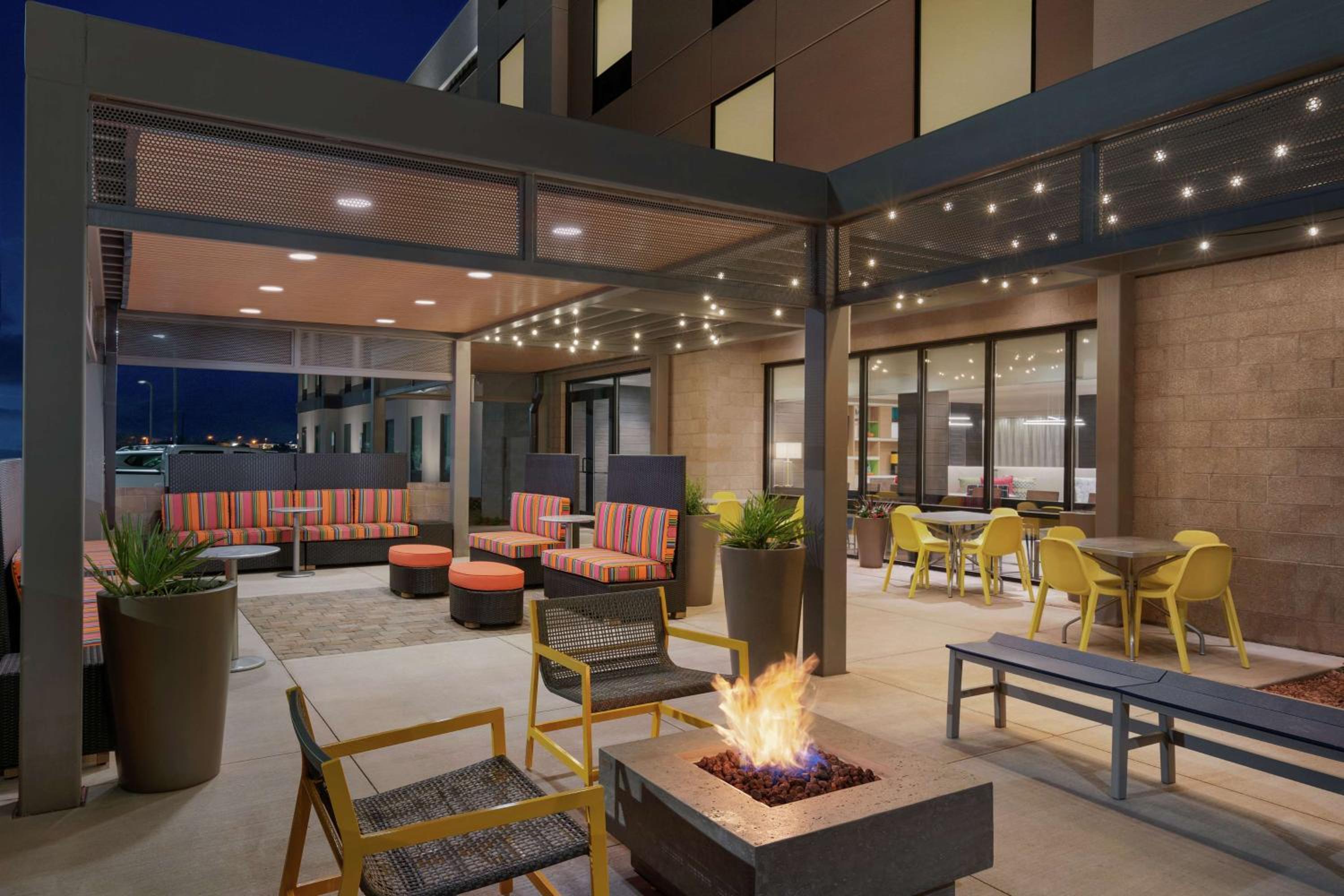 Alamogordo Vacations - Home2 Suites By Hilton Alamogordo White Sands - Property Image 2