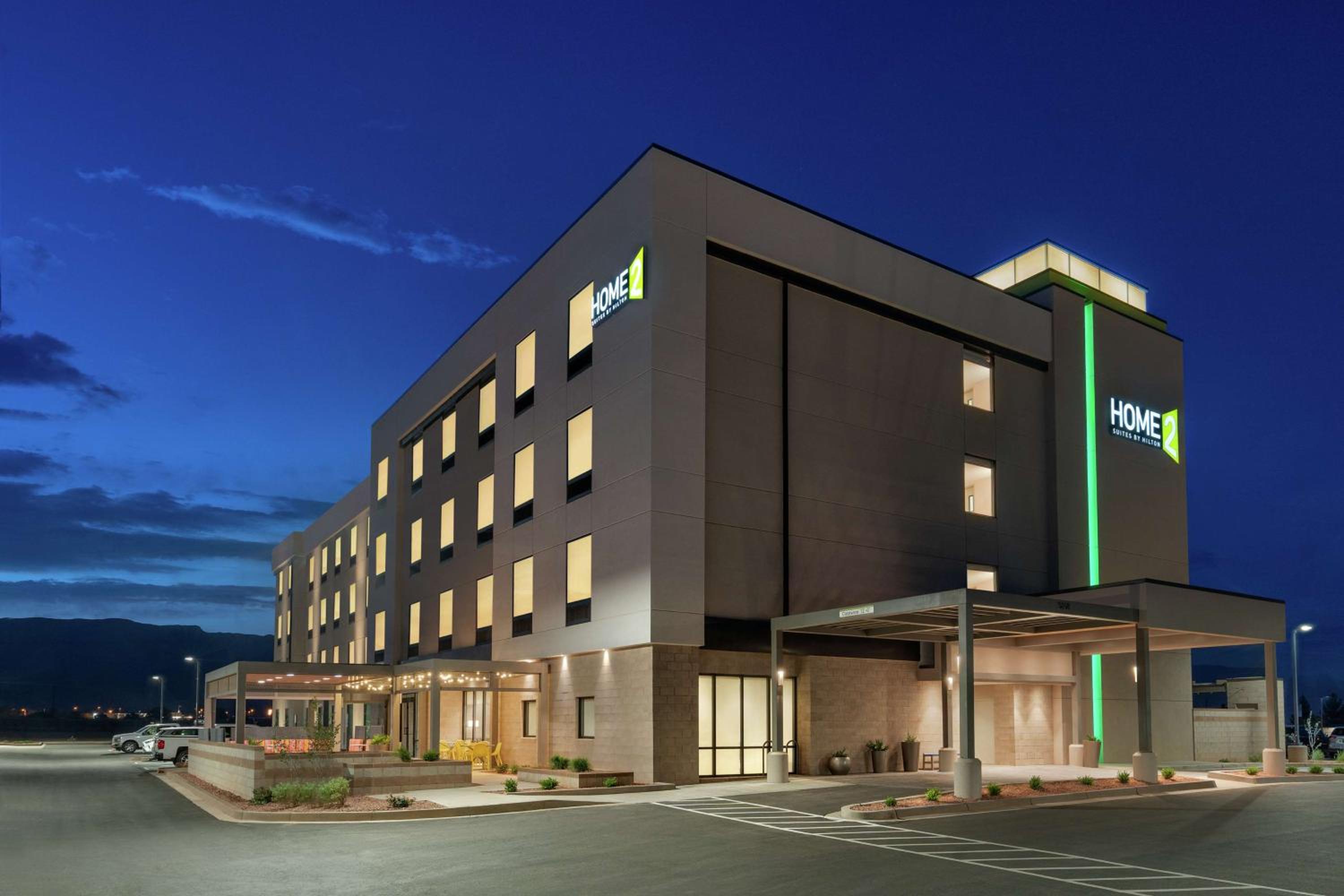 Alamogordo Vacations - Home2 Suites By Hilton Alamogordo White Sands - Property Image 4