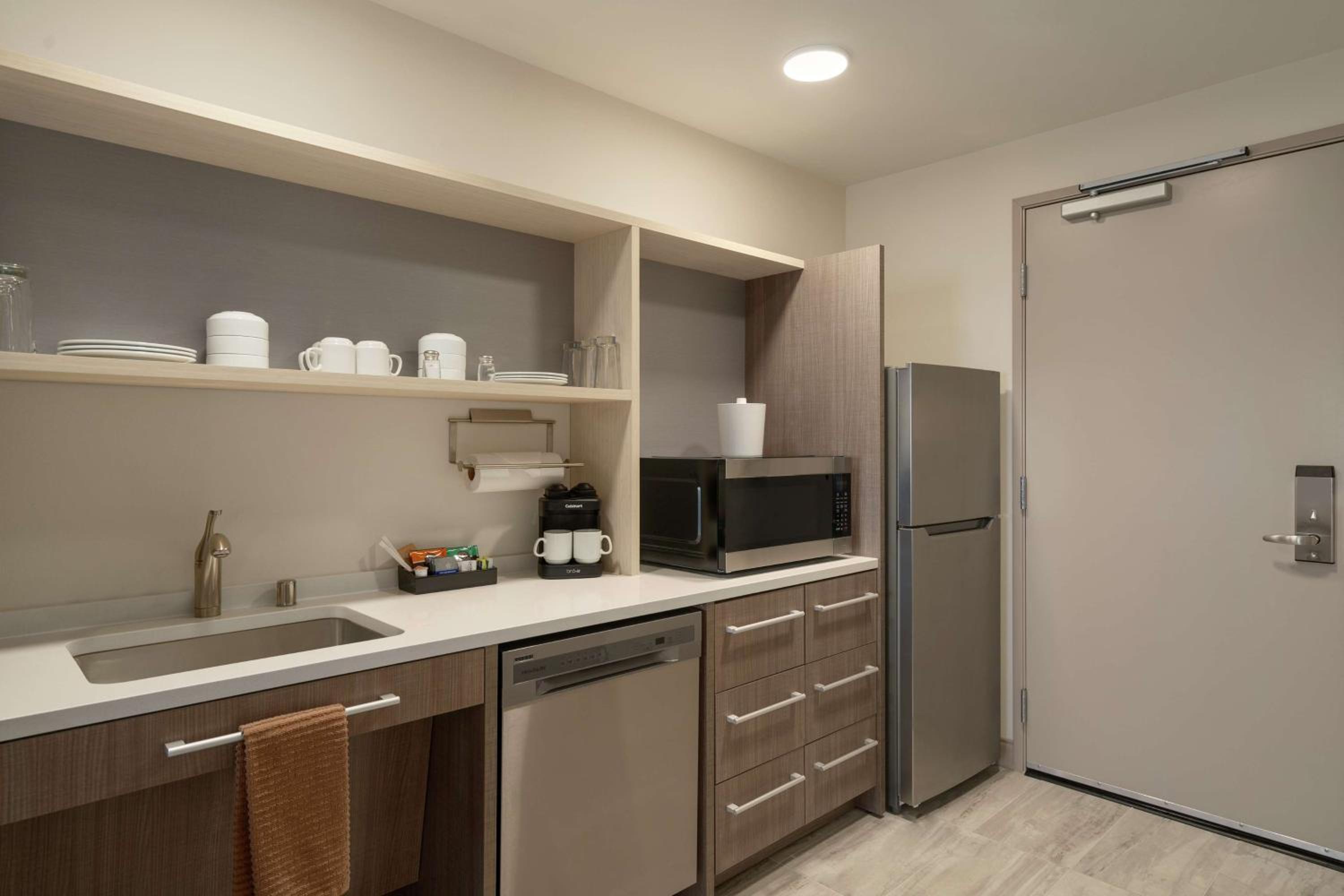 Alamogordo Vacations - Home2 Suites By Hilton Alamogordo White Sands - Property Image 9