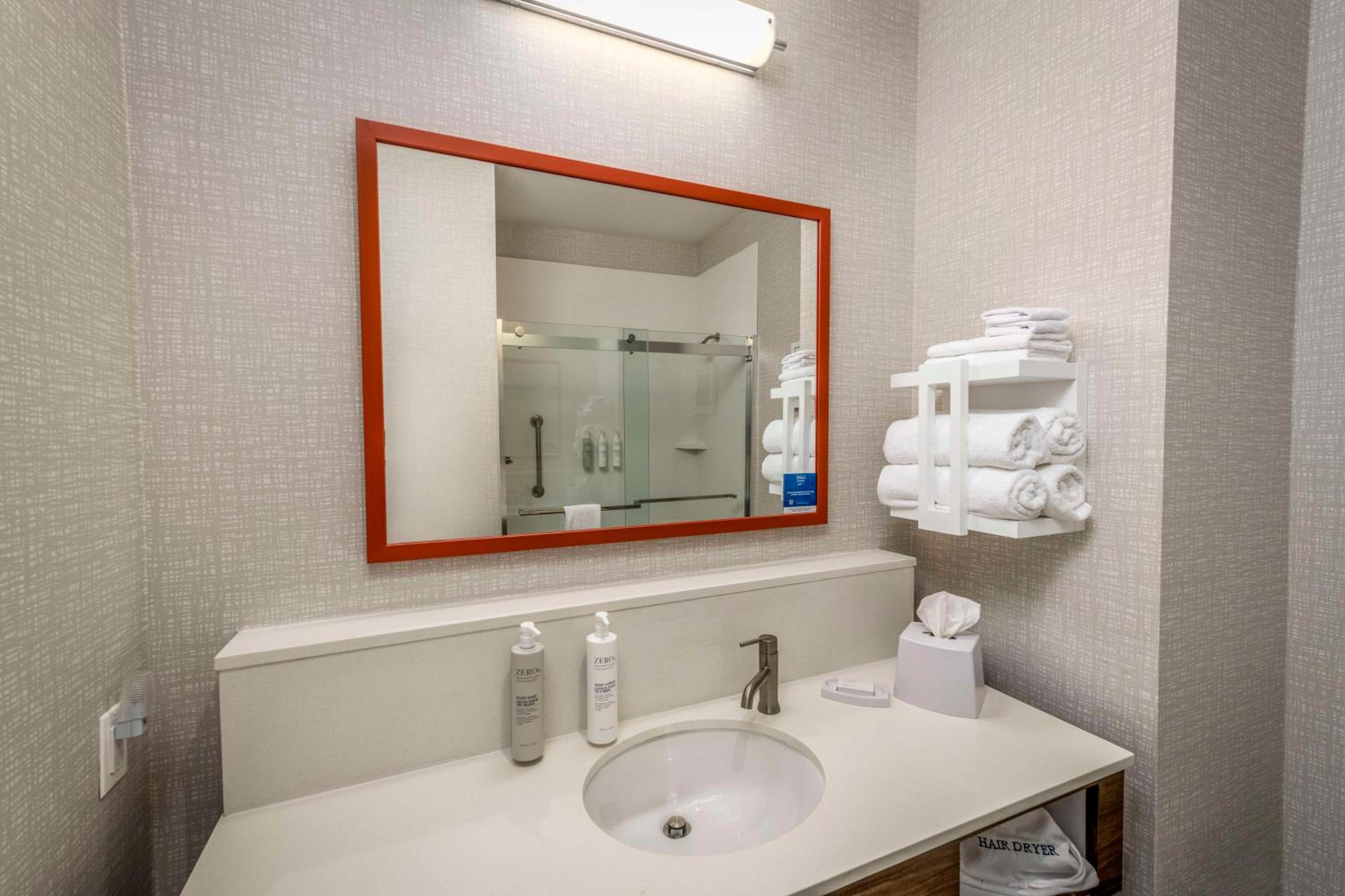 Hampton Inn & Suites Huntington Downtown, Ny
