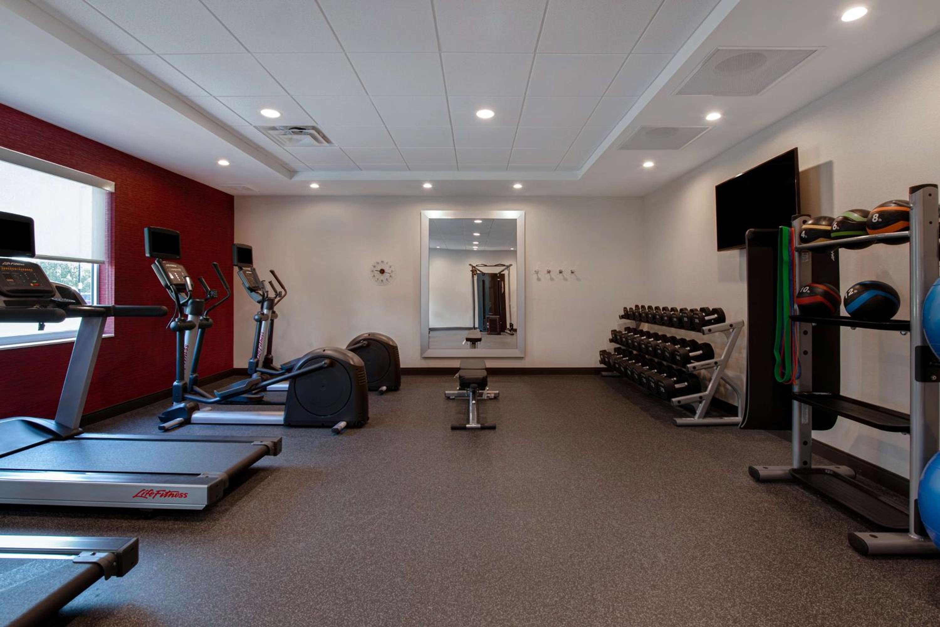 Fayetteville Vacations - Home2 Suites By Hilton Fayetteville North - Property Image 15