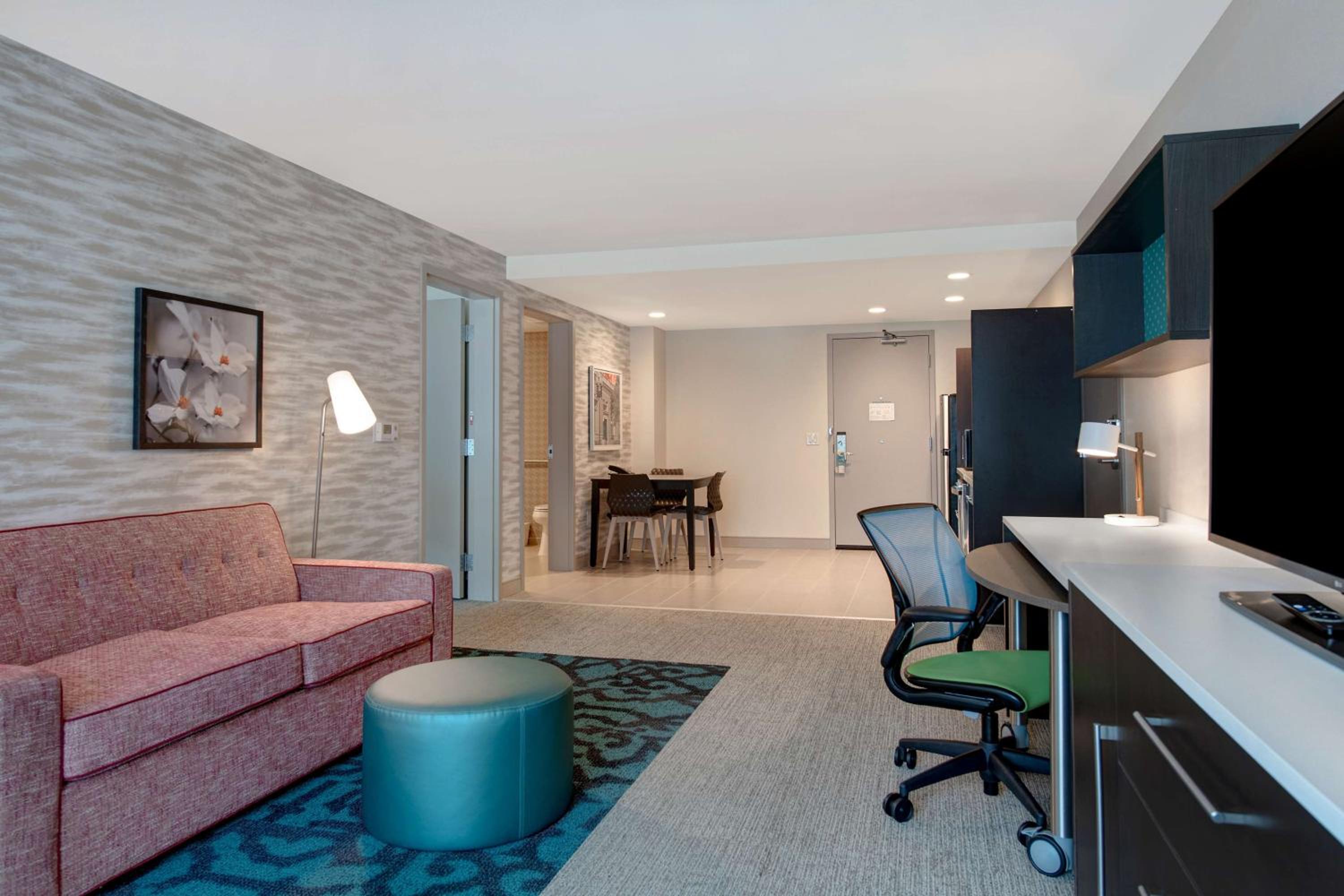 Fayetteville Vacations - Home2 Suites By Hilton Fayetteville North - Property Image 19