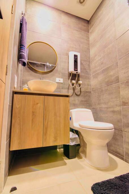 Moderno Loft 5 Estrellas Bogota, WiFi300MB