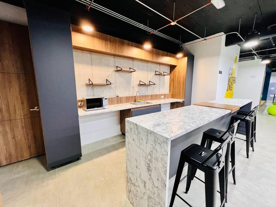 Moderno Loft 5 Estrellas Bogota, WiFi300MB