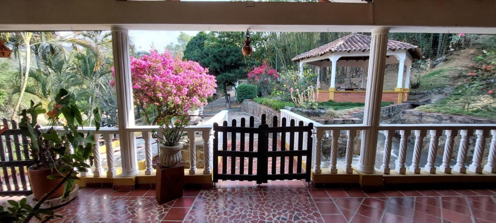 Finca Los Caneyes