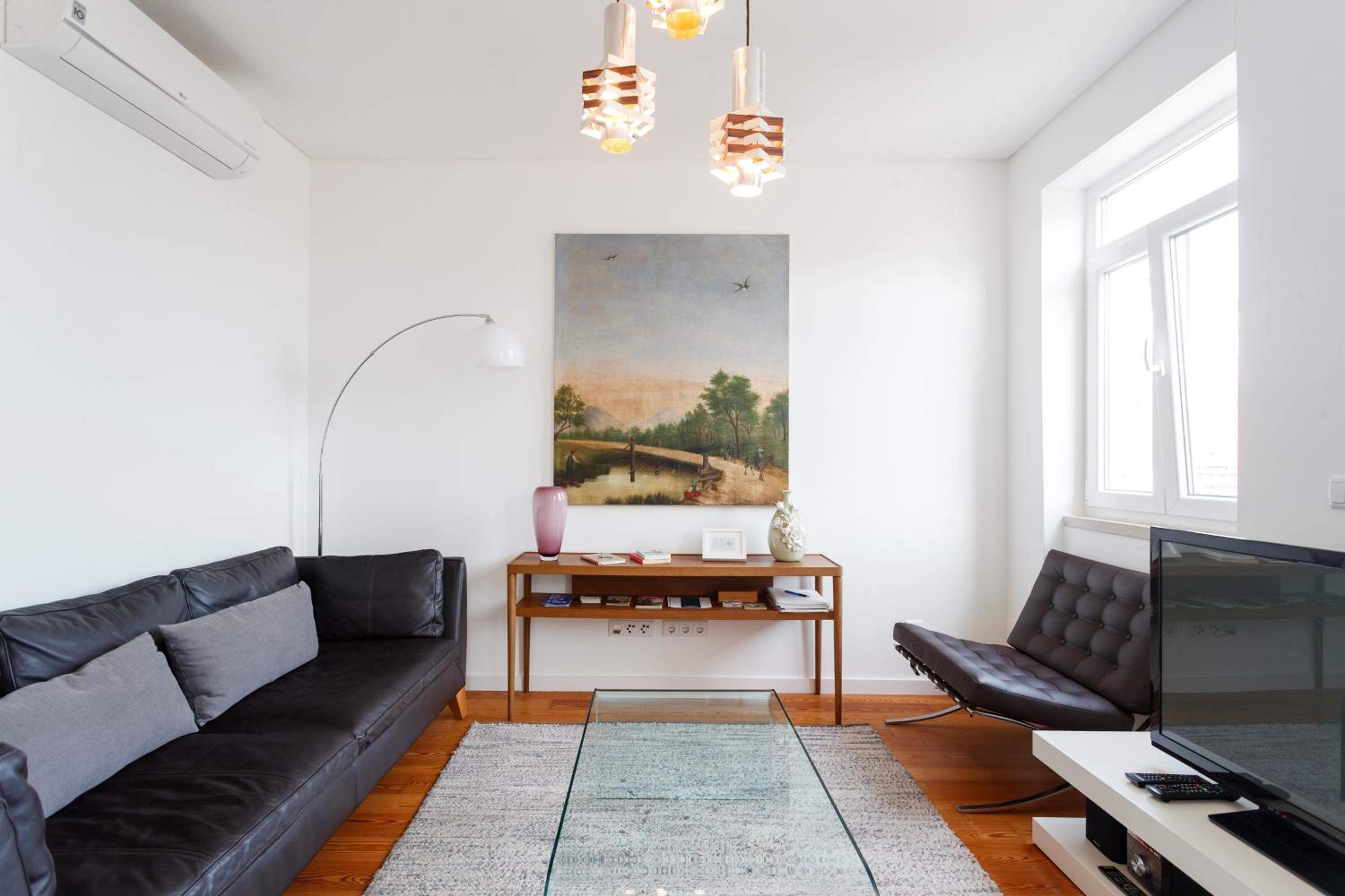 Cortes Apartment in Lisbon Historic Neighborhood view 2