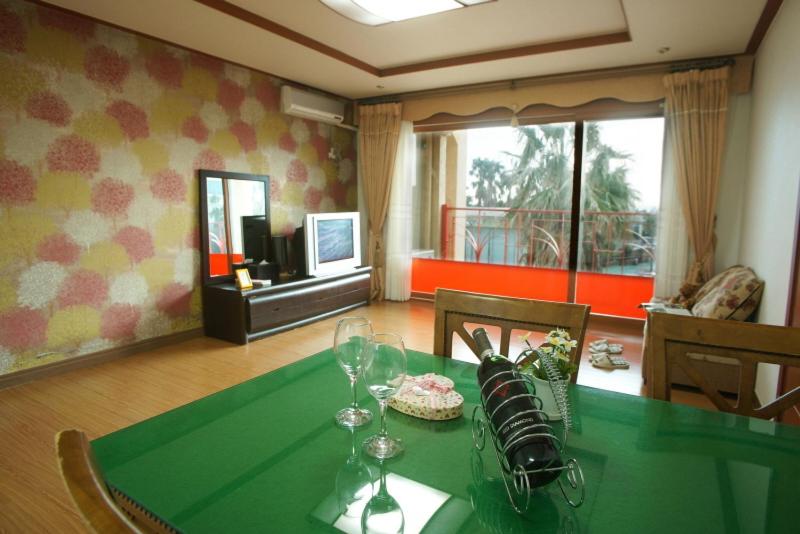 Sanbangsan Hot Spring Pension