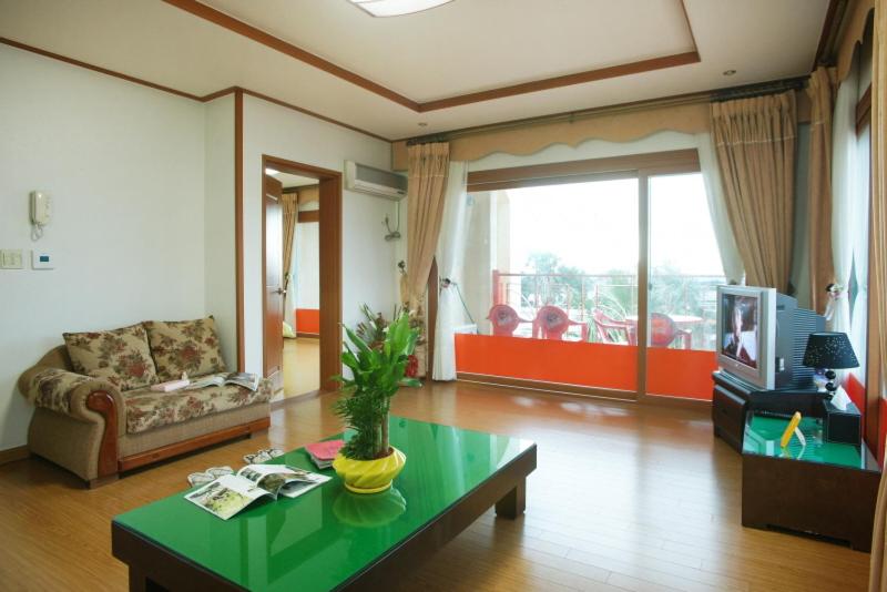 Sanbangsan Hot Spring Pension