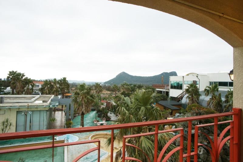 Sanbangsan Hot Spring Pension