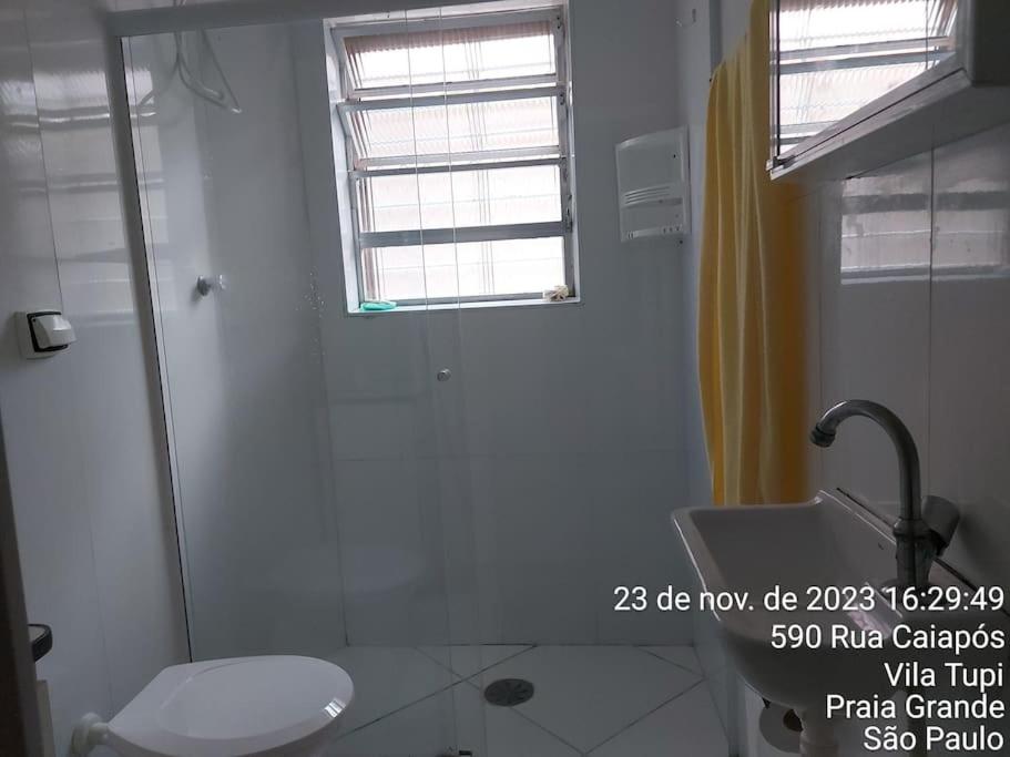 aptamento próximo a praia tupy, na baixada santist
