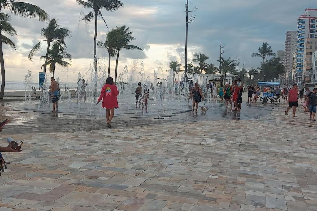 aptamento próximo a praia tupy, na baixada santist