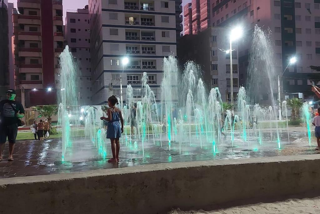 aptamento próximo a praia tupy, na baixada santist