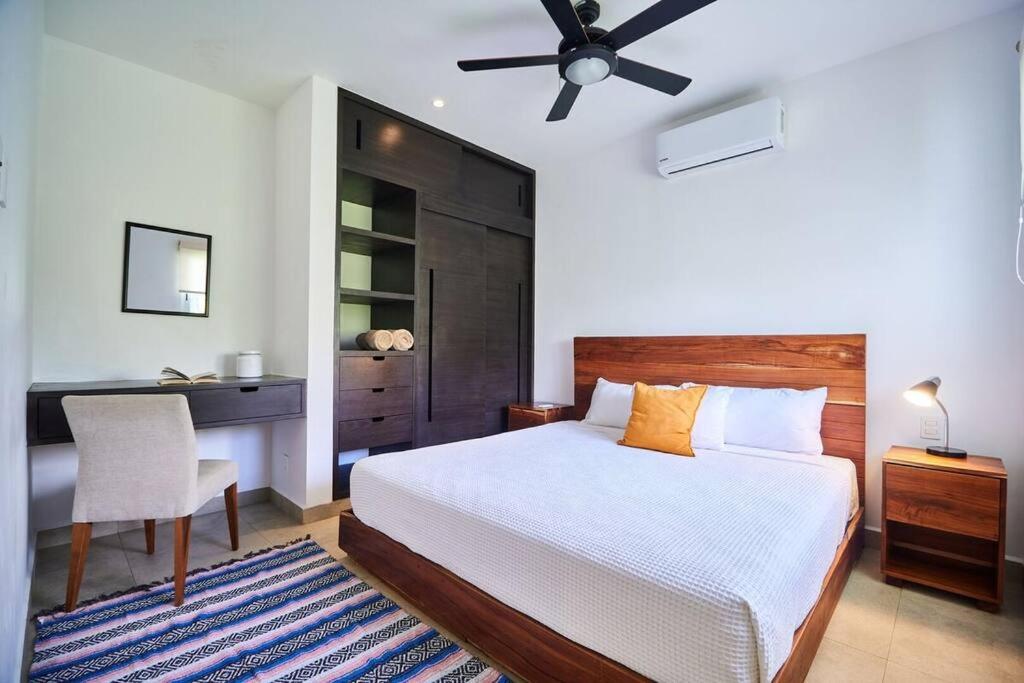 Serene Private Rooftop Jacuzzi Penthouse 2 Pools 5 Min To Beach + Gym view 5