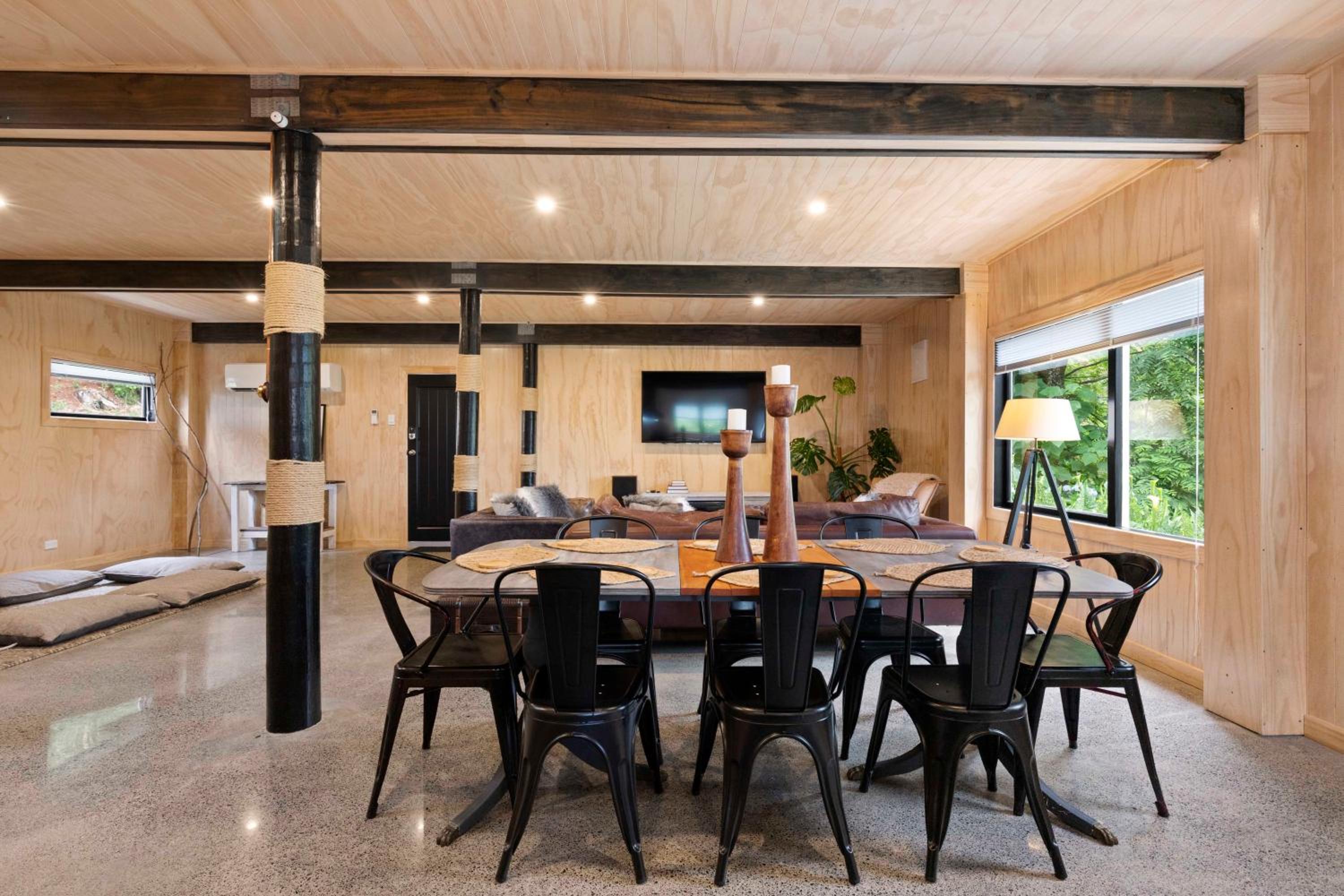 Raglan Country Lodge