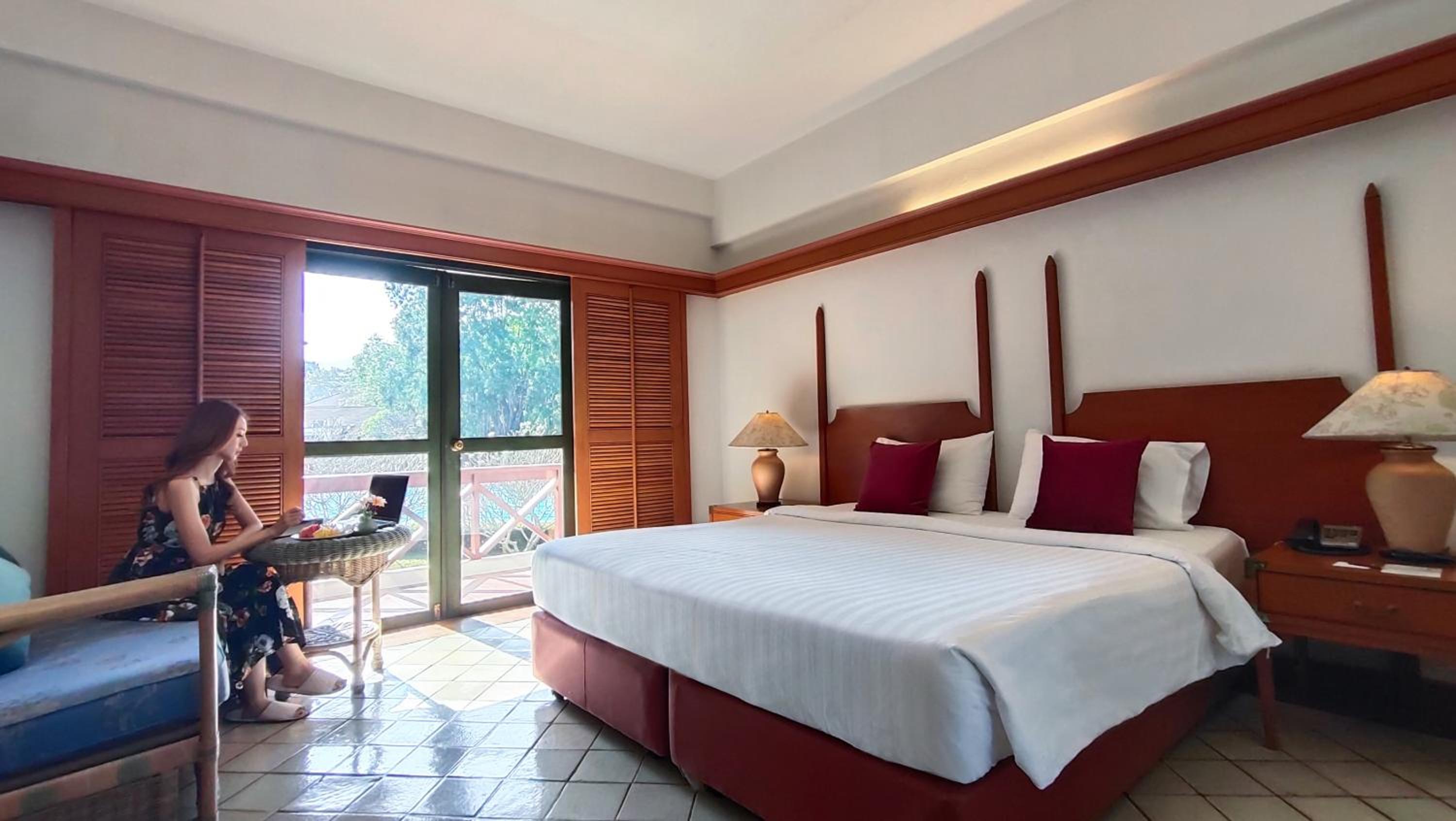 hotel room