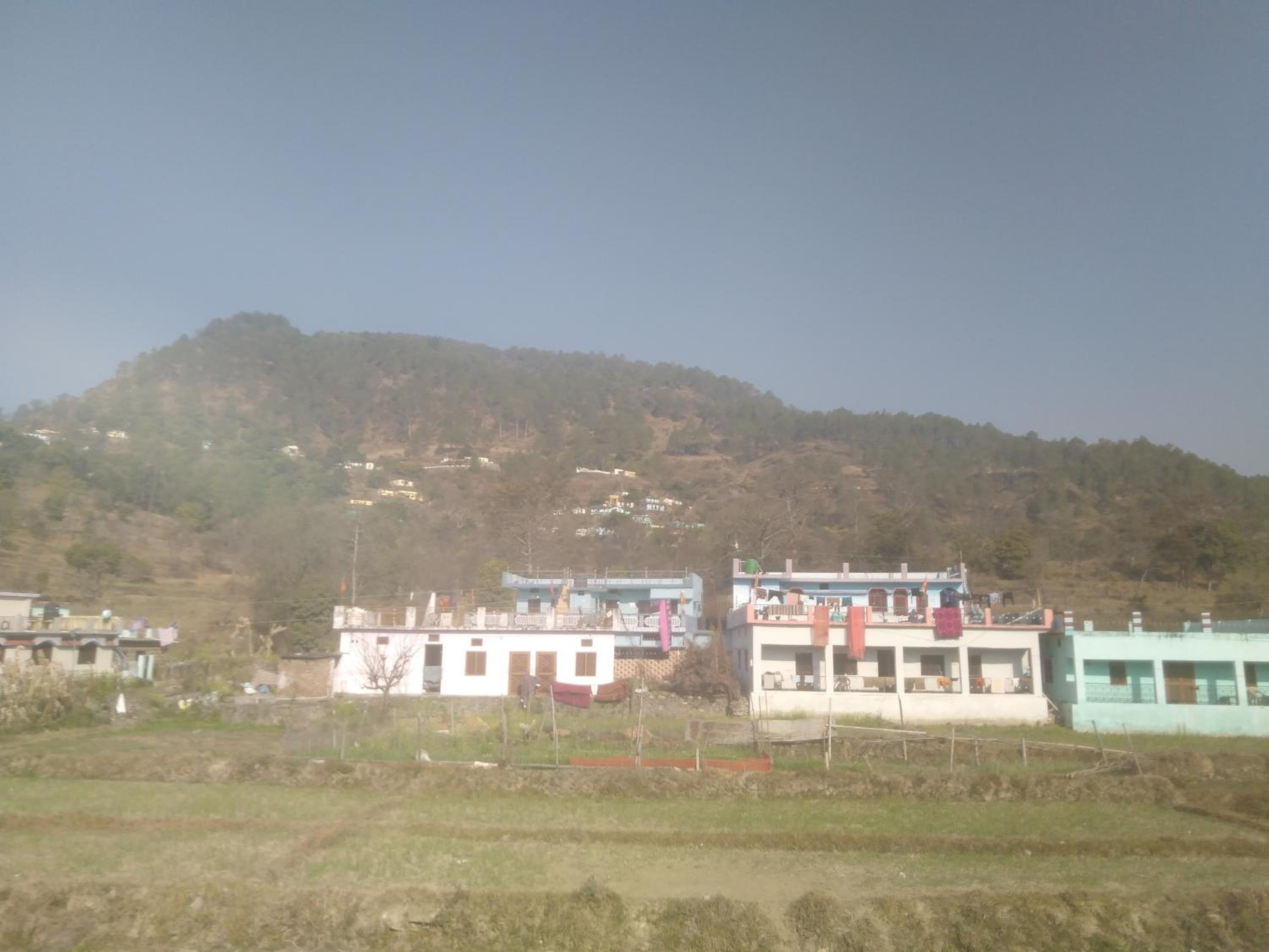 Hotel kumaon palace deghat view 2