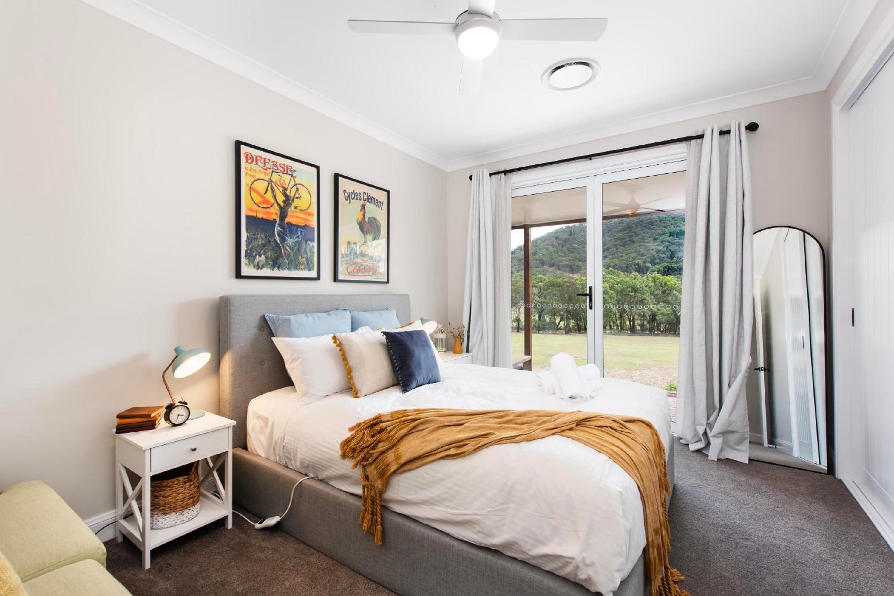 Lazy Frog Lodge Mudgee country luxury