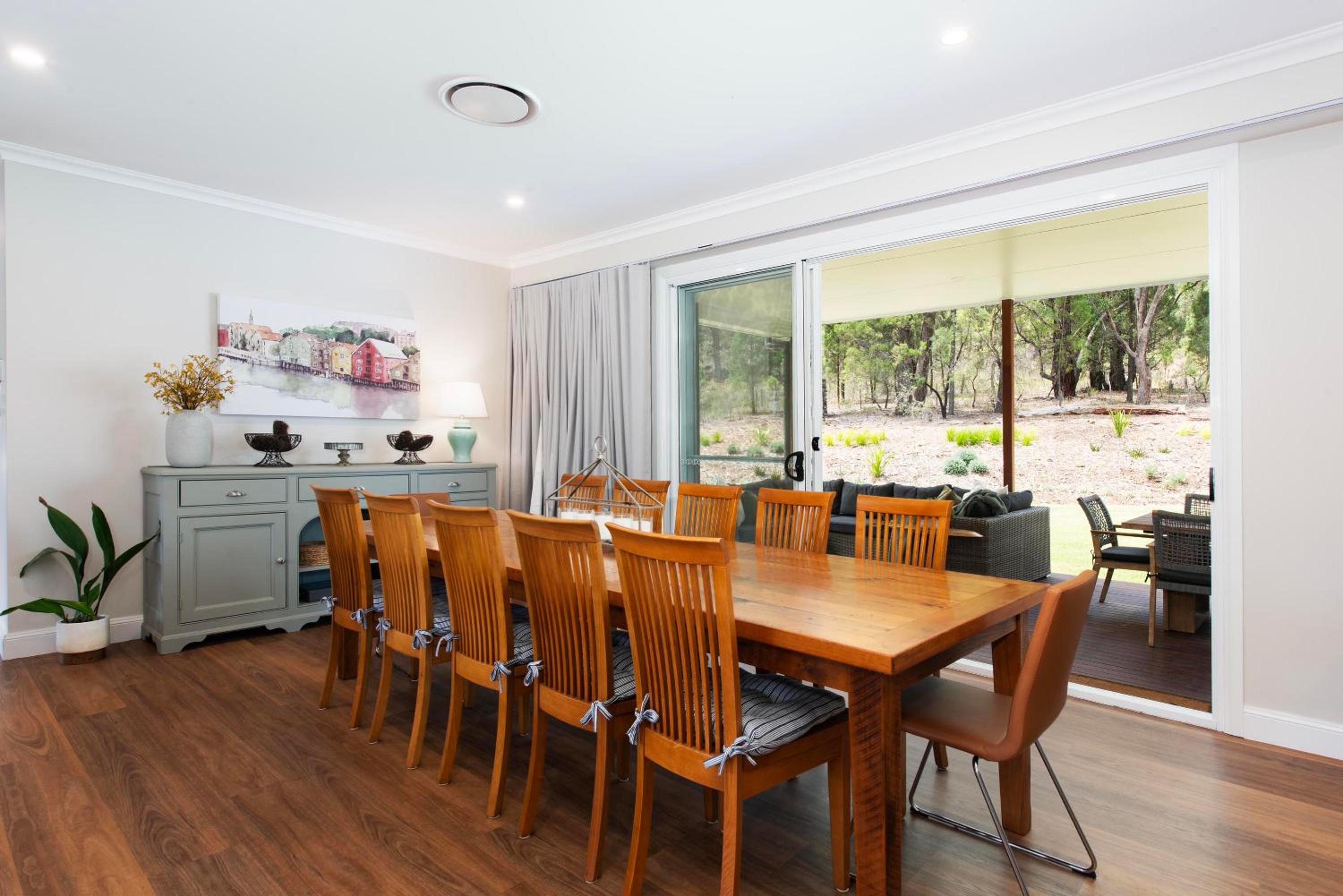 Lazy Frog Lodge Mudgee country luxury