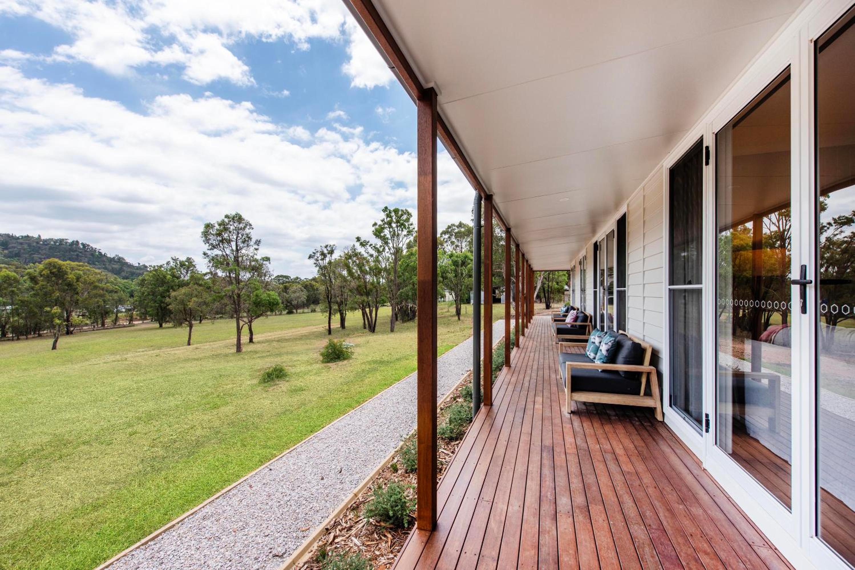 Lazy Frog Lodge Mudgee country luxury