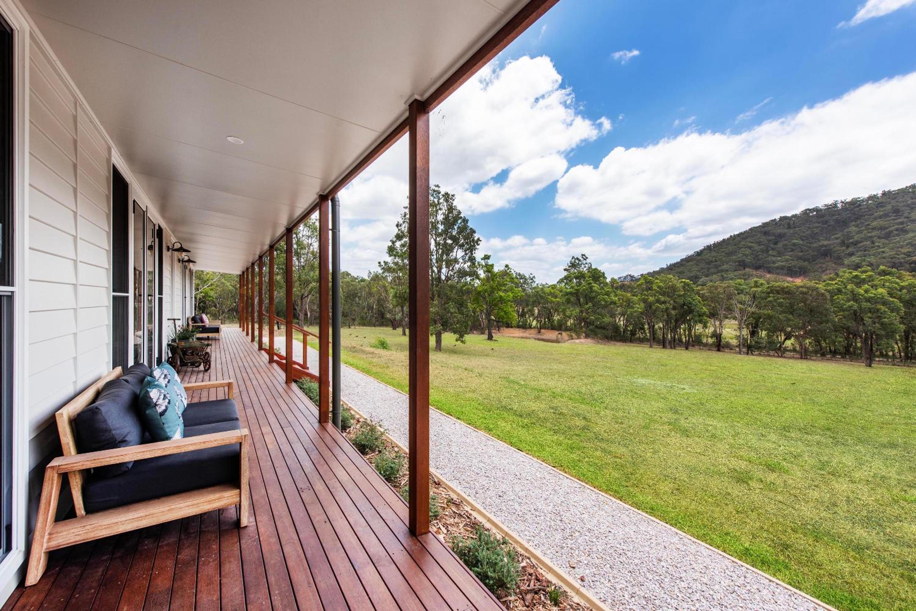 Lazy Frog Lodge Mudgee country luxury