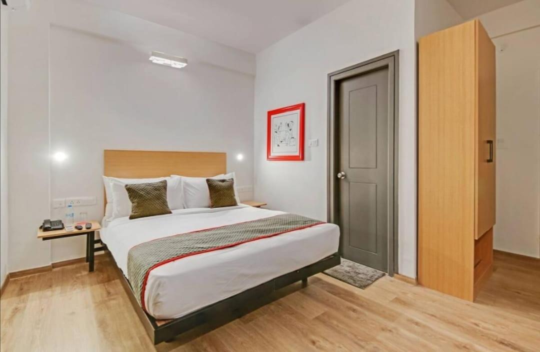 Addresscastlr2bhkServiceApartments