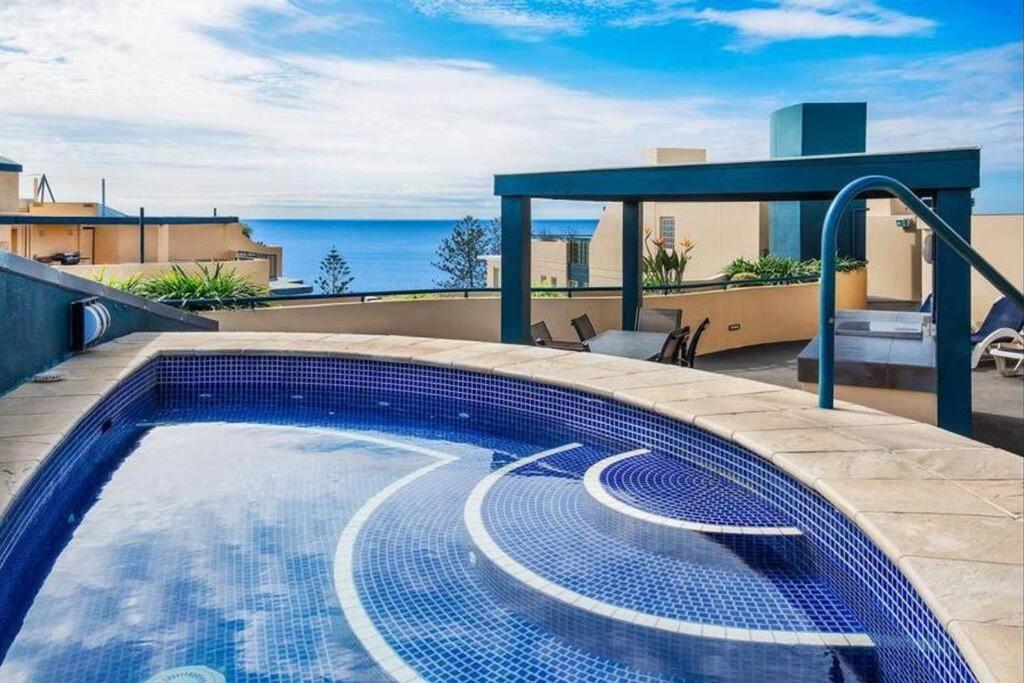 Landmark Resort Mooloolaba 4th Floor Apartment with a View