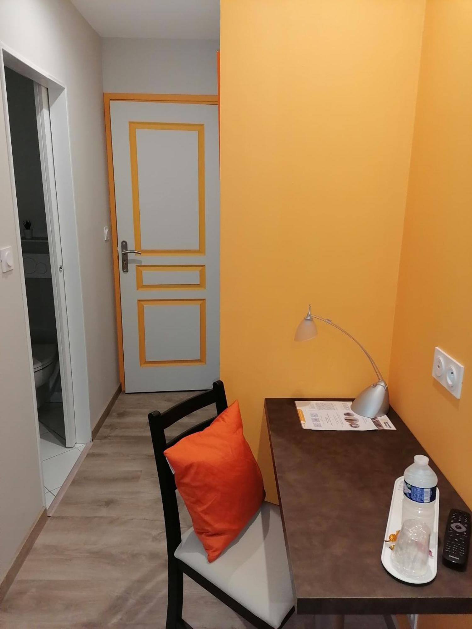 Photo 6