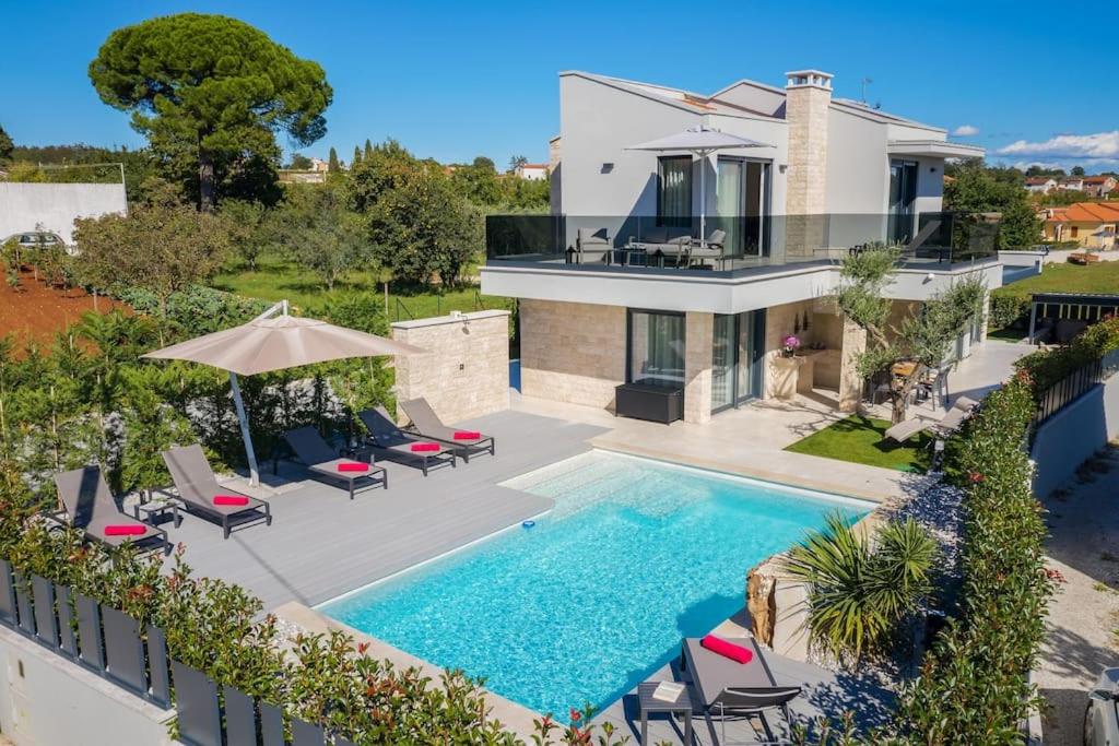 Villa Panamera by Briskva