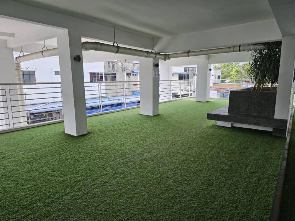 Seberang Jaya Family Pool Homestay Near Hospital 3 Bedroom Aircond 2 Bathroom & Family Room Aircond