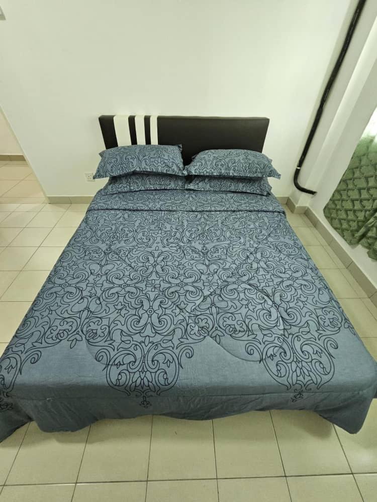 Seberang Jaya Family Pool Homestay Near Hospital 3 Bedroom Aircond 2 Bathroom & Family Room Aircond