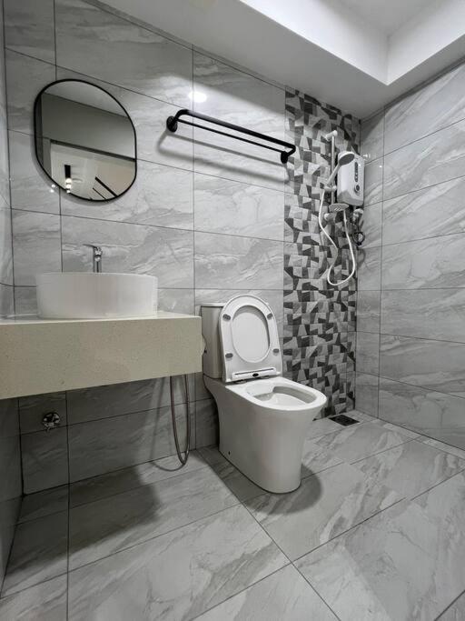 KLCity High Floor NewDuplex 8-10pax