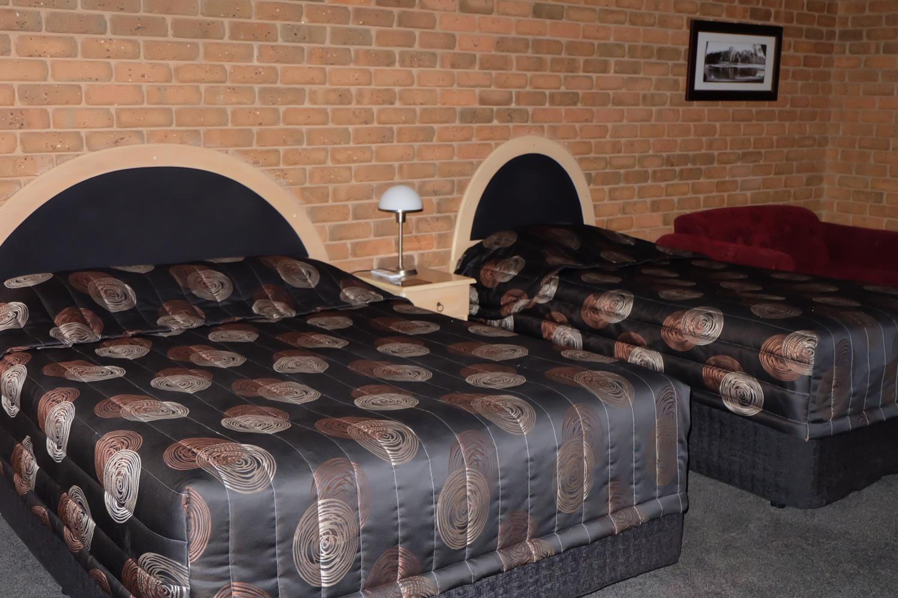 Charles sturt motor inn