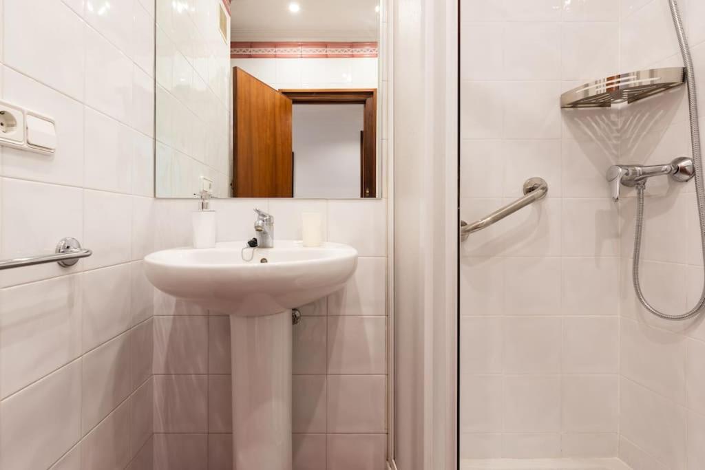 MyHouseSpain - Amplio y luminoso piso en el centro view 3