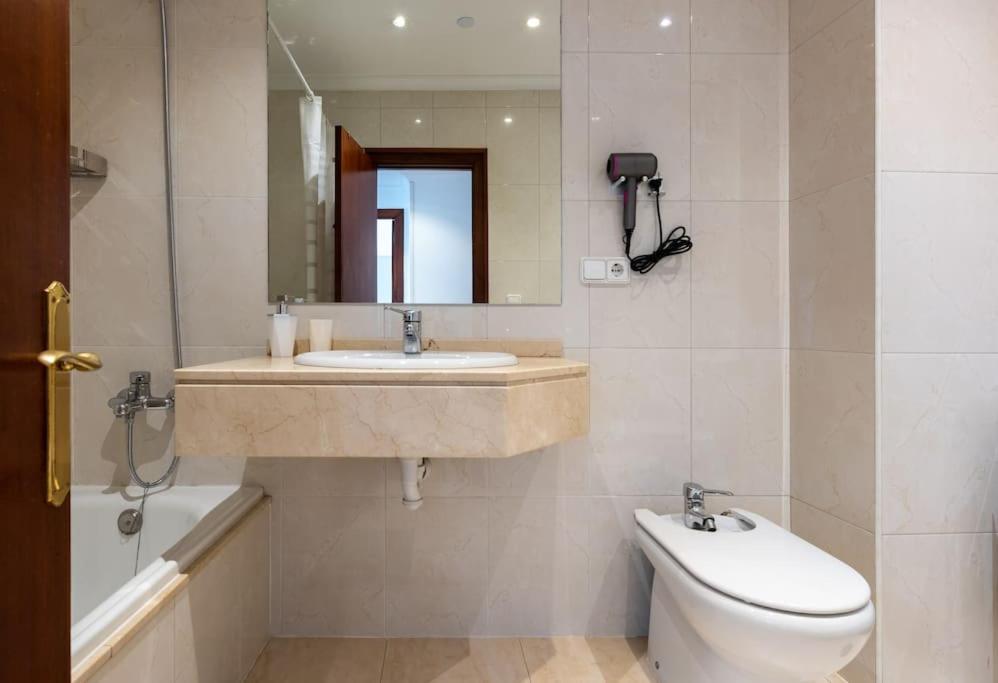 MyHouseSpain - Amplio y luminoso piso en el centro view 4