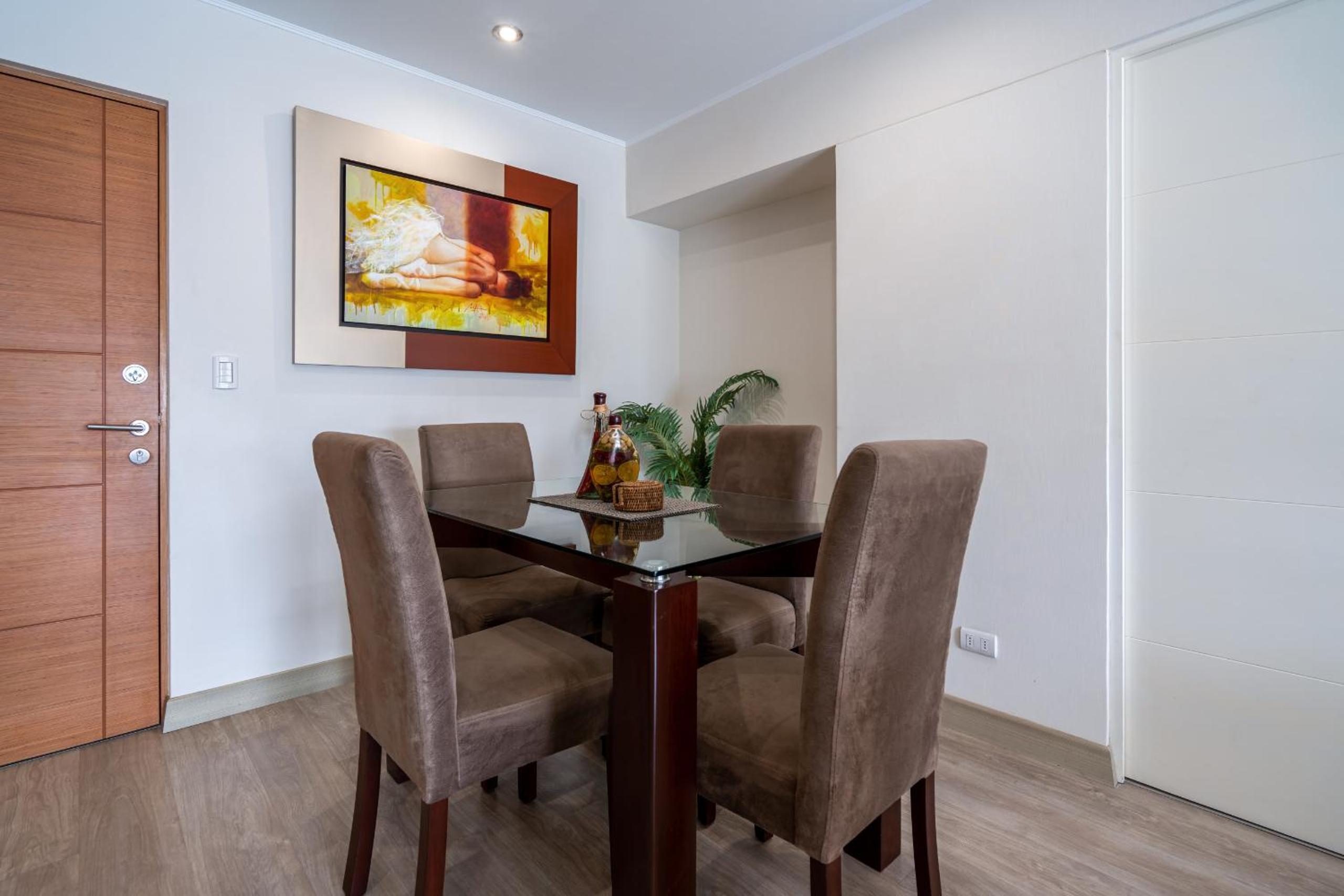 Modern 1BR Loft close to the seawalk of Miraflores