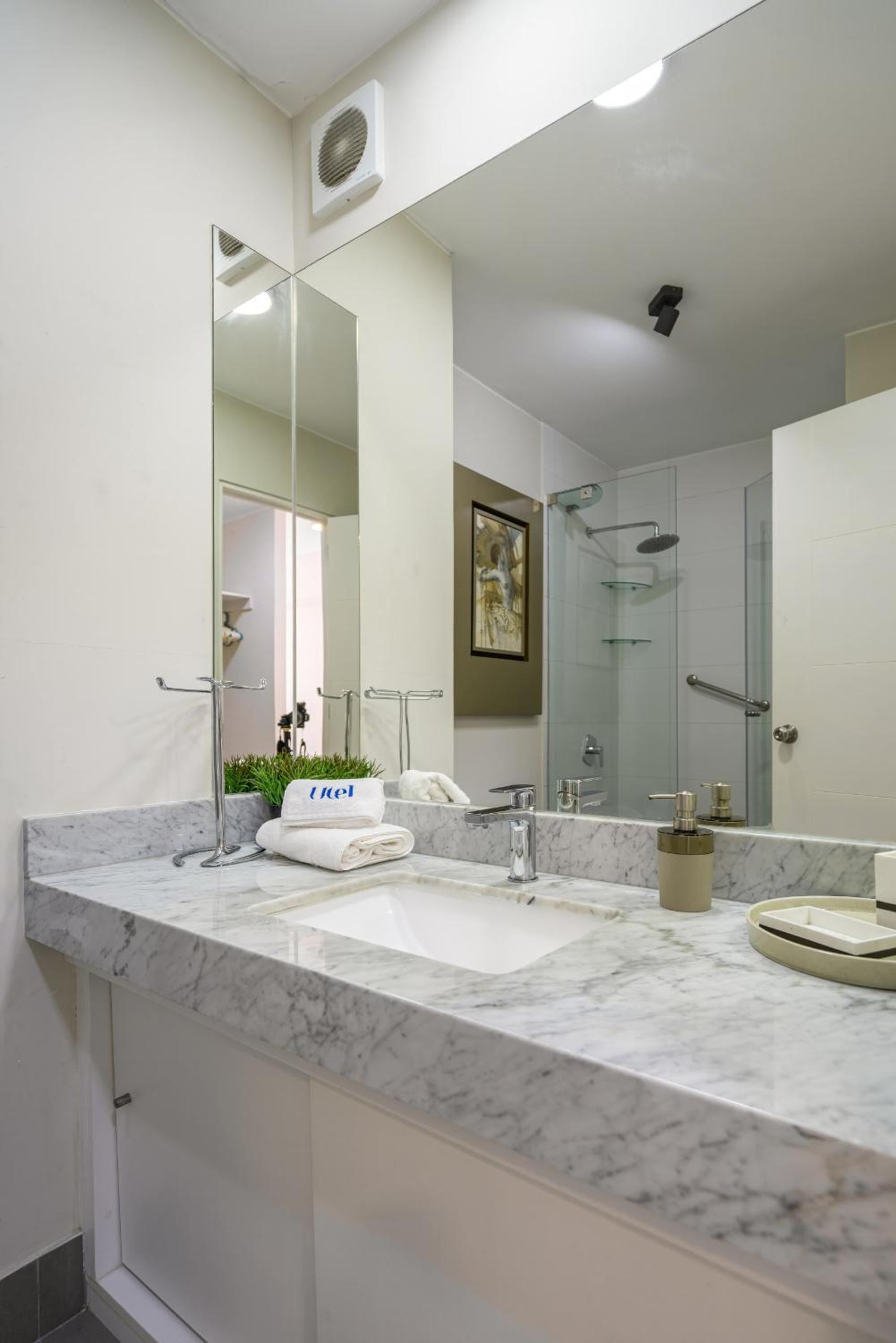 Modern 1BR Loft close to the seawalk of Miraflores