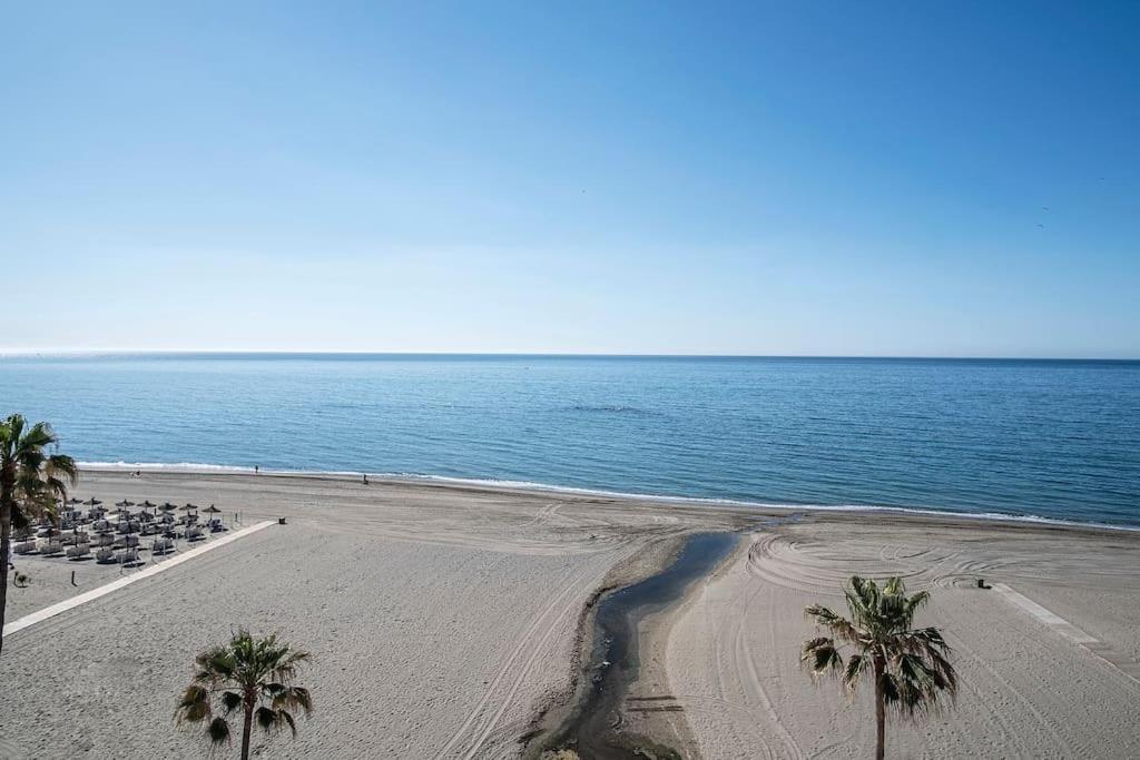 Lujoso apartamento primera línea playa y céntrico