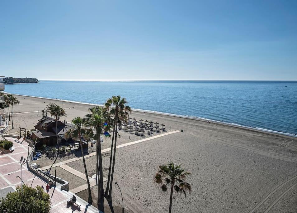 Lujoso apartamento primera línea playa y céntrico