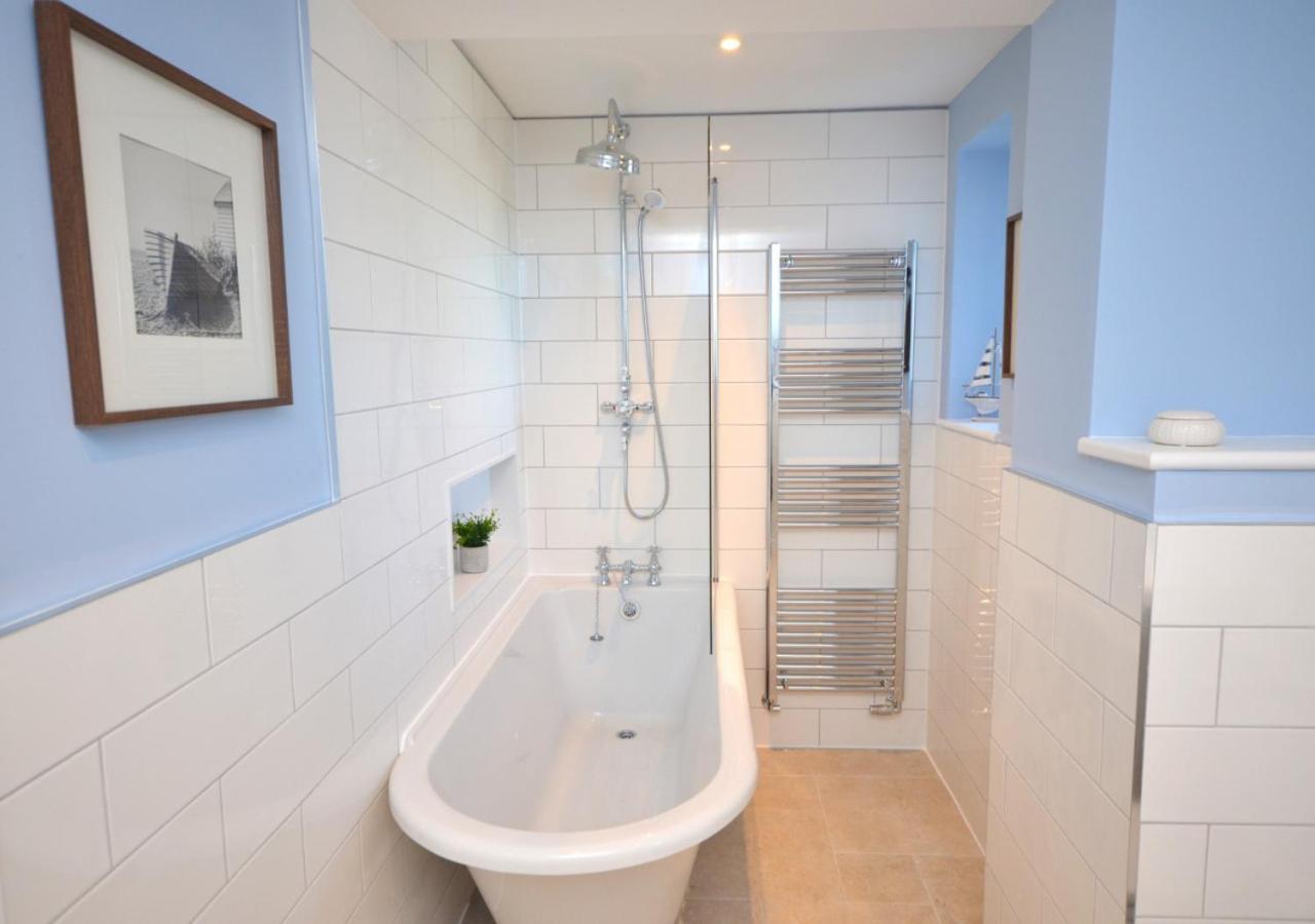 4 Bed in Kingswear oc-bc135
