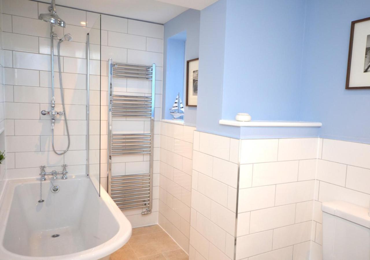 4 Bed in Kingswear oc-bc135
